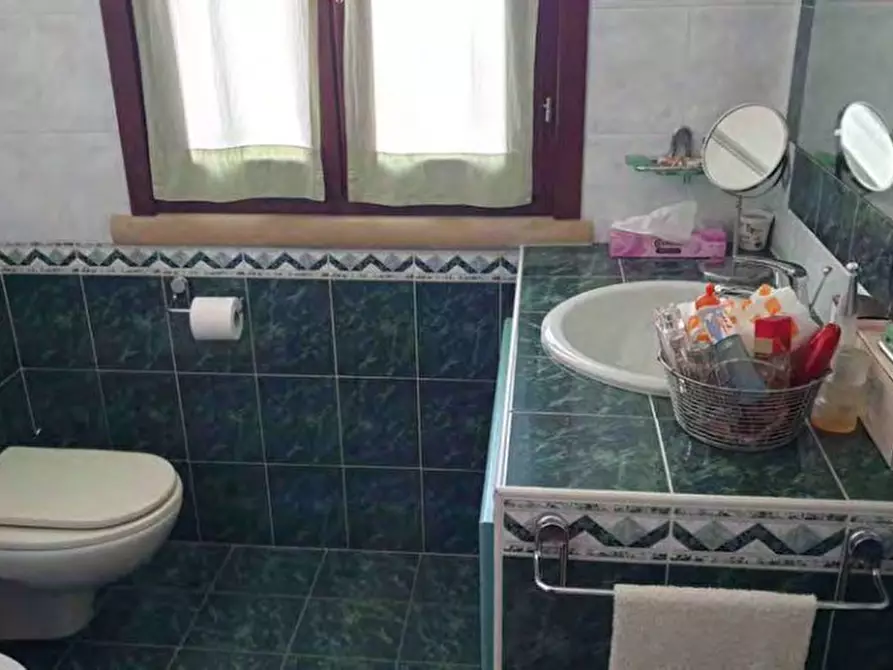 Immagine 20 di Villa in vendita  in Via Giacomo Leopardi 7, Asola a Asola