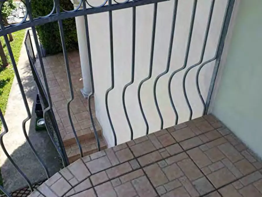 Immagine 28 di Villa in vendita  in Via Giacomo Leopardi 7, Asola a Asola