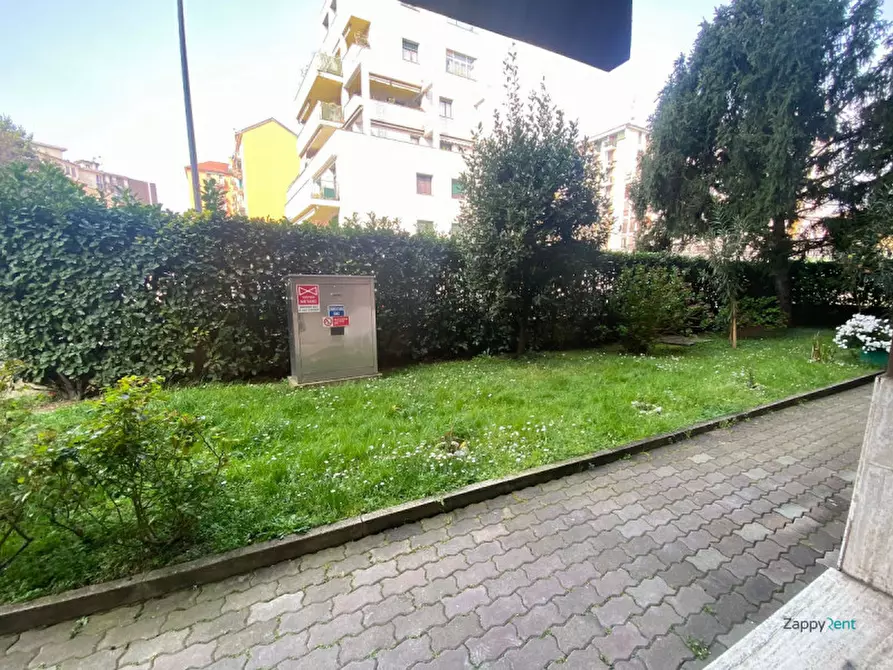 Immagine 21 di Appartamento in affitto  in Via Giuseppe Avezzana, 10 a Milano