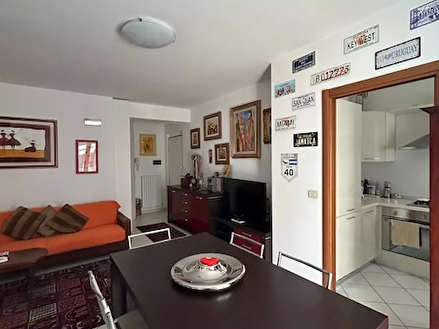 Immagine 5 di Appartamento in vendita  a San Benedetto Del Tronto