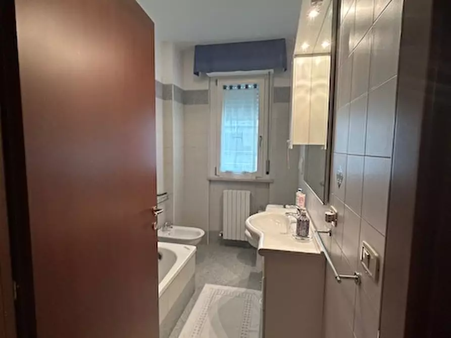 Immagine 13 di Appartamento in vendita  a San Benedetto Del Tronto