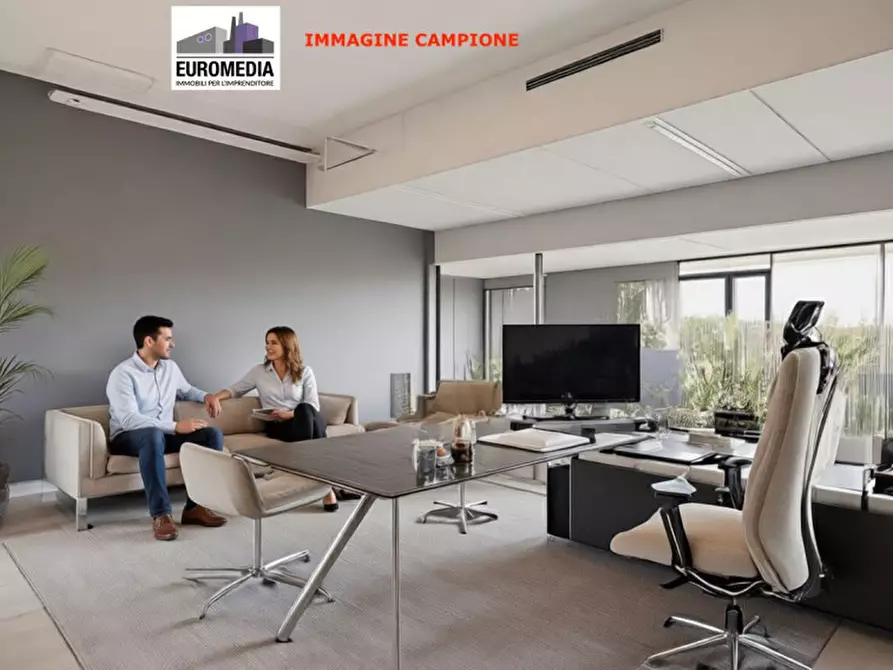 Immagine 1 di Ufficio in affitto  in Via Roma, 1 a Montecchio Maggiore