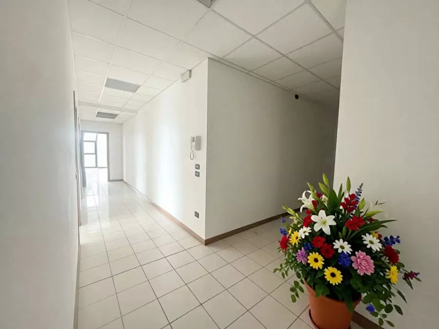 Immagine 4 di Ufficio in affitto  in Via Roma, 1 a Montecchio Maggiore