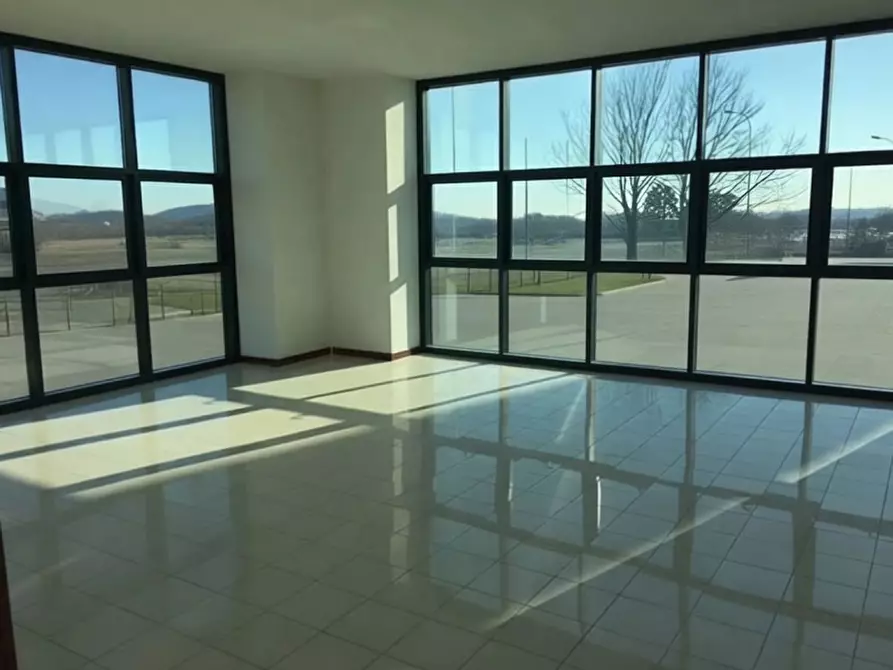 Immagine 5 di Ufficio in affitto  in Via Roma, 1 a Montecchio Maggiore