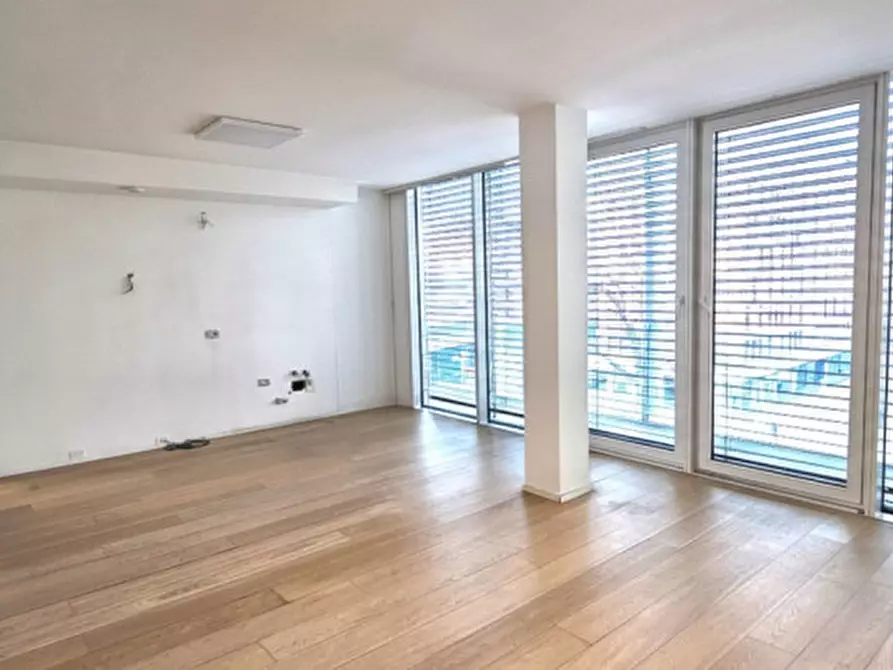 Immagine 2 di Appartamento in vendita  in Largo Europa a Padova