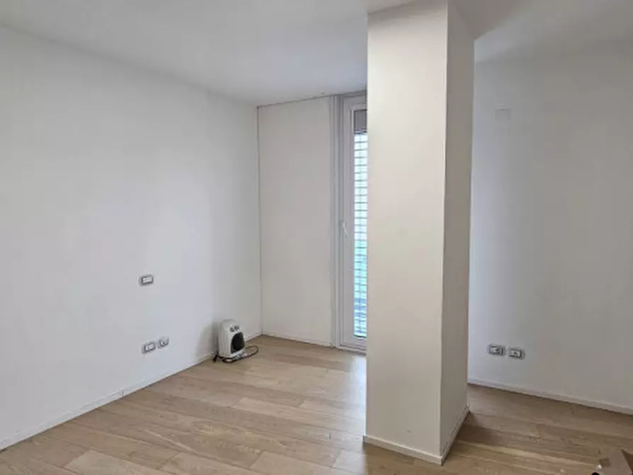 Immagine 5 di Appartamento in vendita  in Largo Europa a Padova