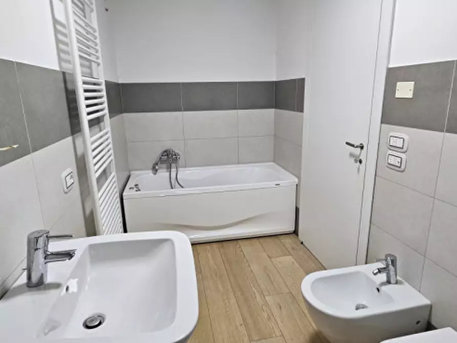 Immagine 8 di Appartamento in vendita  in Largo Europa a Padova