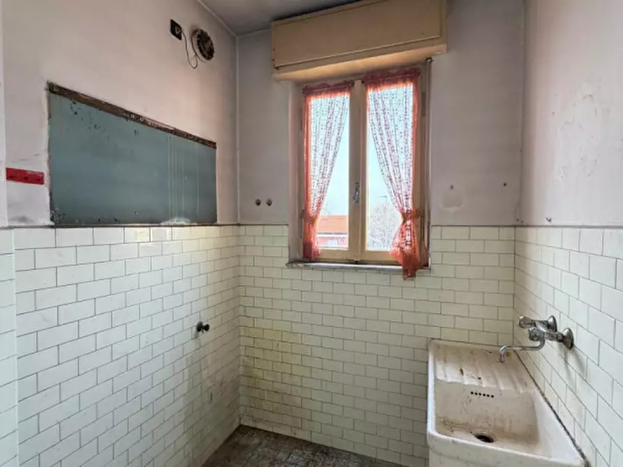 Immagine 9 di Appartamento in vendita  in Via Sostegno, 47 a Torino