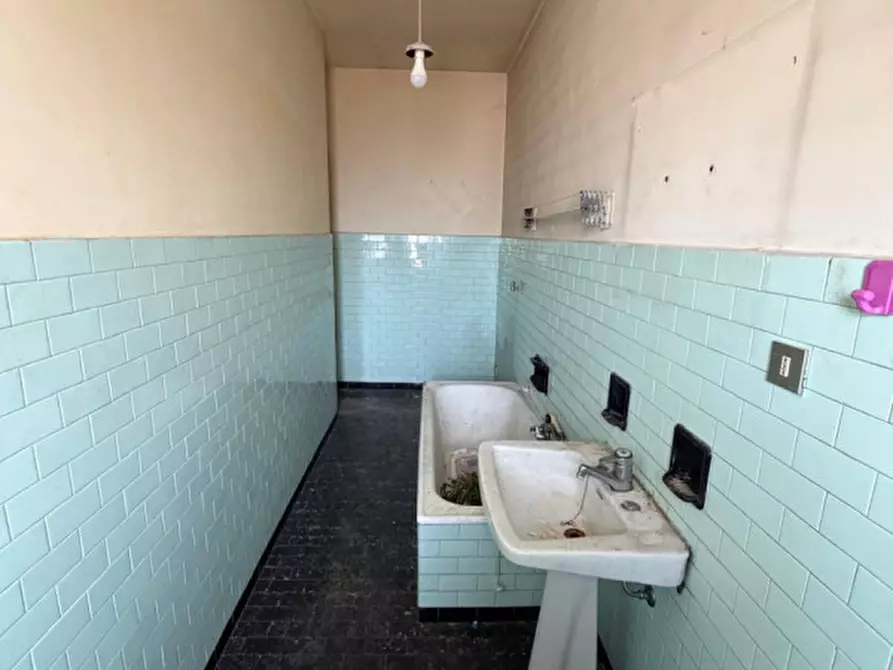 Immagine 17 di Appartamento in vendita  in Via Sostegno, 47 a Torino