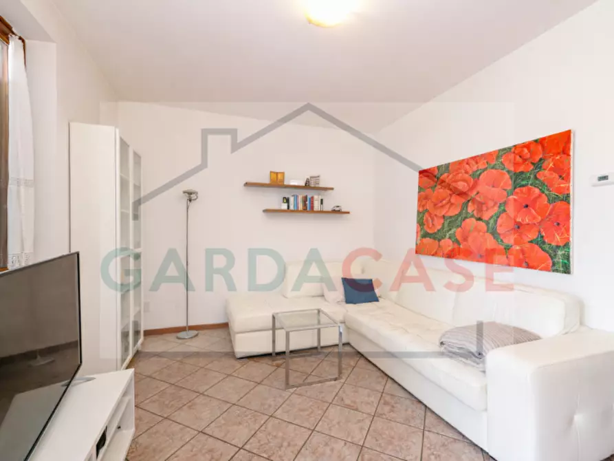 Immagine 11 di Appartamento in vendita  in Via Giulio Cesare a Desenzano Del Garda