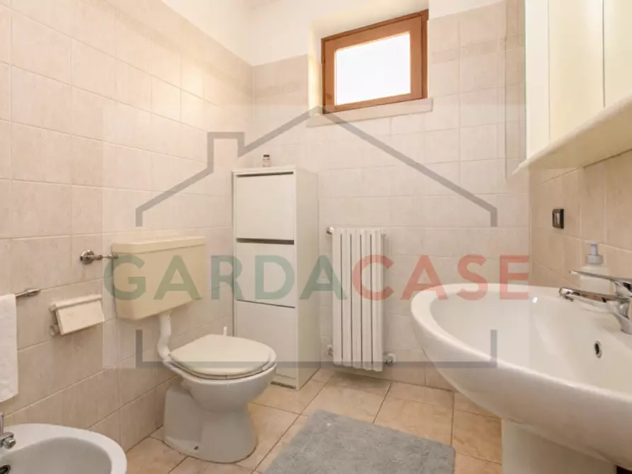 Immagine 18 di Appartamento in vendita  in Via Giulio Cesare a Desenzano Del Garda