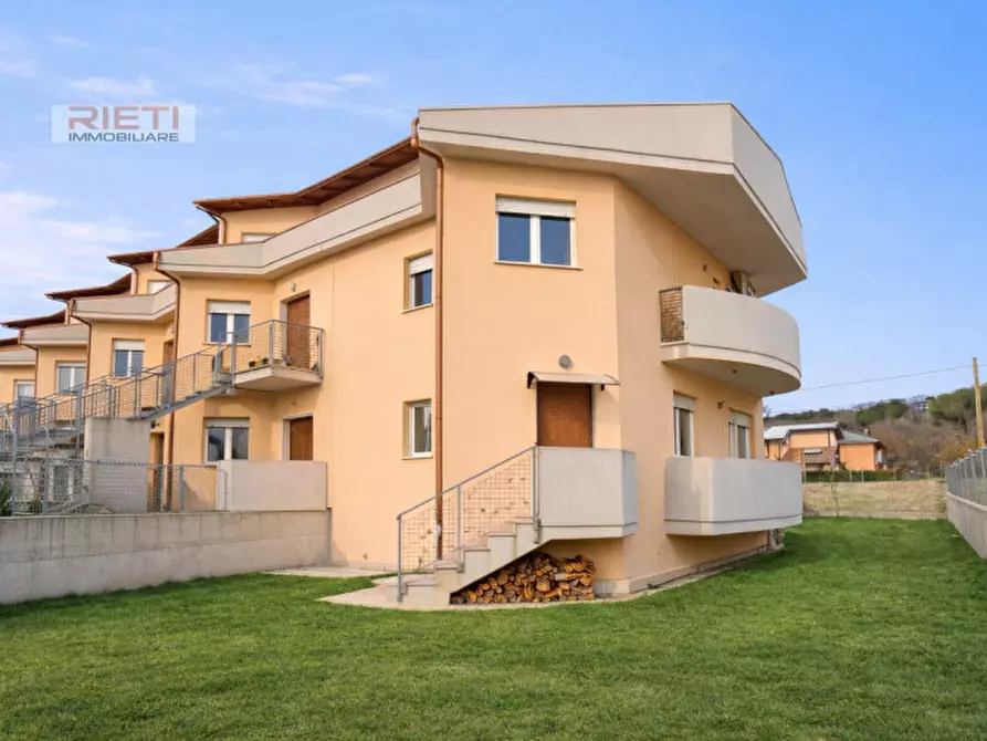 Immagine 1 di Villetta a schiera in vendita  in via Giovanni Marconicchio, 20 a Rieti
