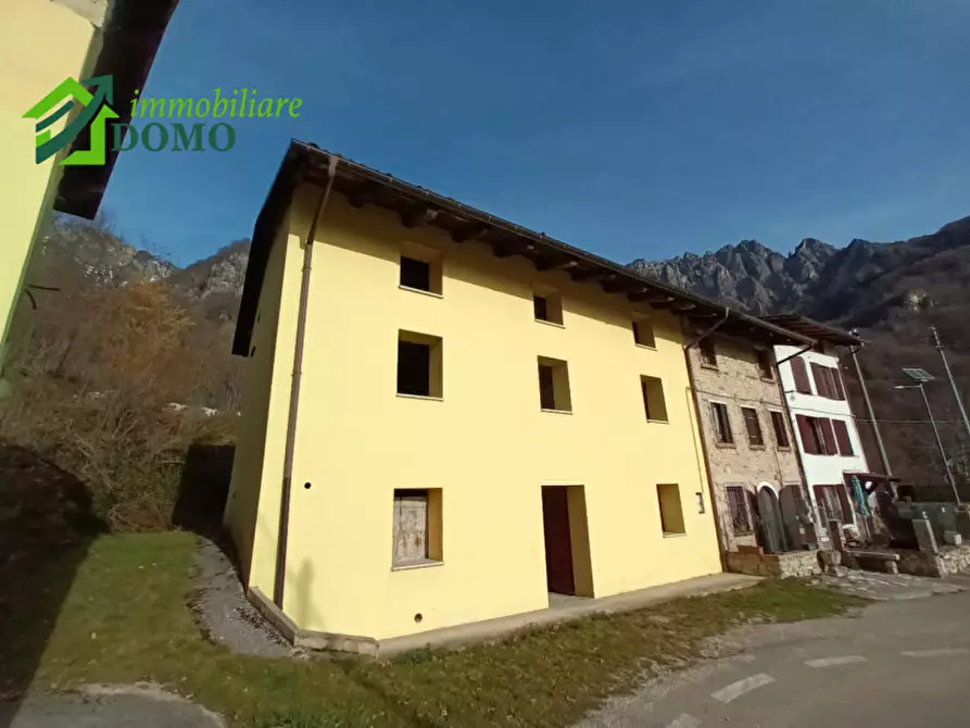 Immagine 1 di Casa indipendente in vendita  in S.Antonio Del Pasubio a Valli Del Pasubio