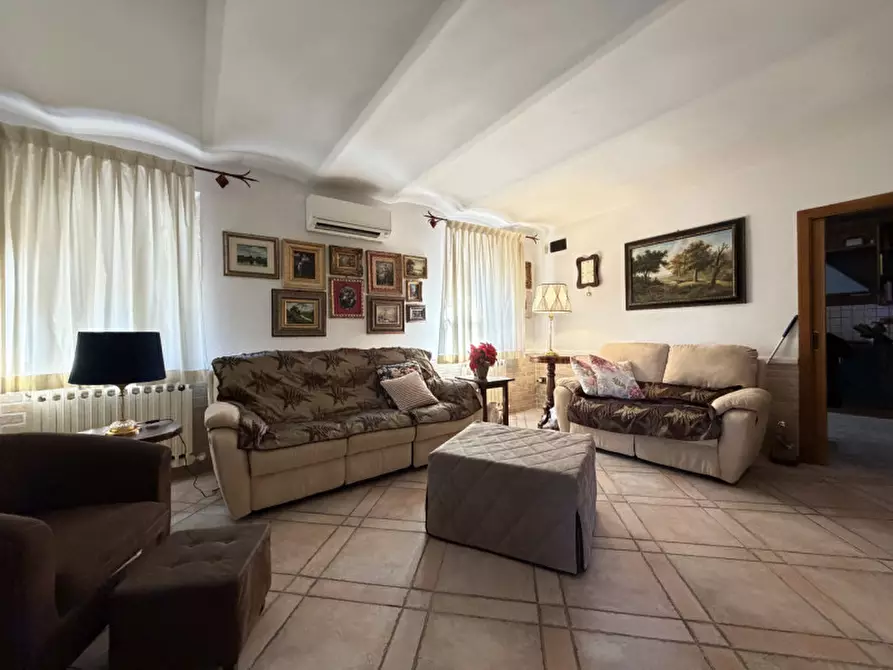 Immagine 4 di Casa bifamiliare in vendita  a Senigallia