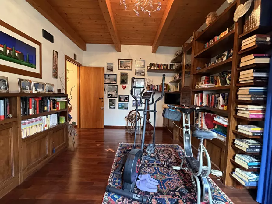 Immagine 15 di Casa bifamiliare in vendita  a Senigallia