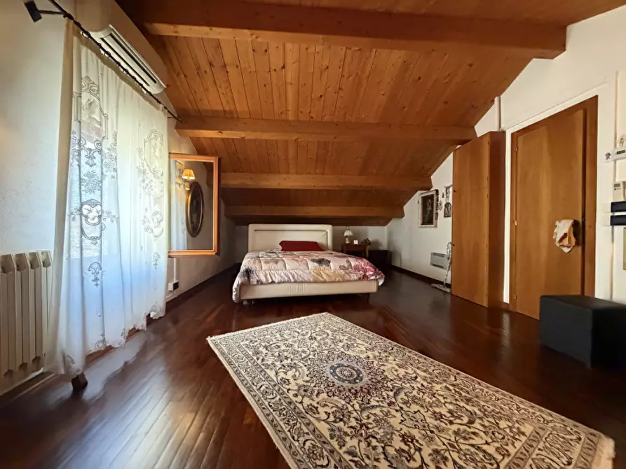 Immagine 31 di Casa bifamiliare in vendita  a Senigallia