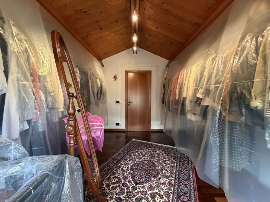 Immagine 33 di Casa bifamiliare in vendita  a Senigallia