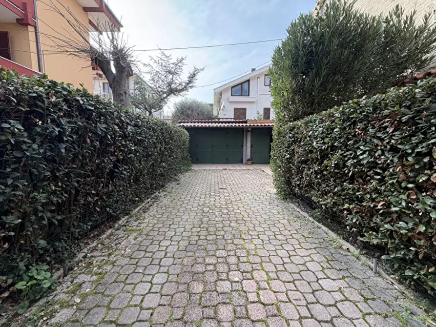 Immagine 36 di Casa bifamiliare in vendita  a Senigallia