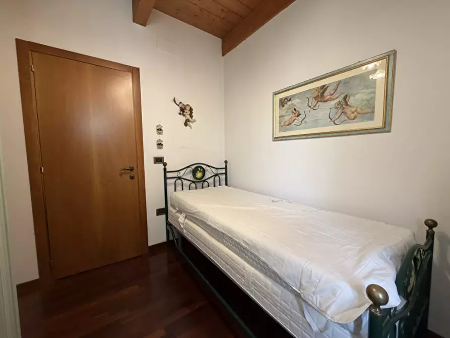 Immagine 59 di Casa bifamiliare in vendita  a Senigallia