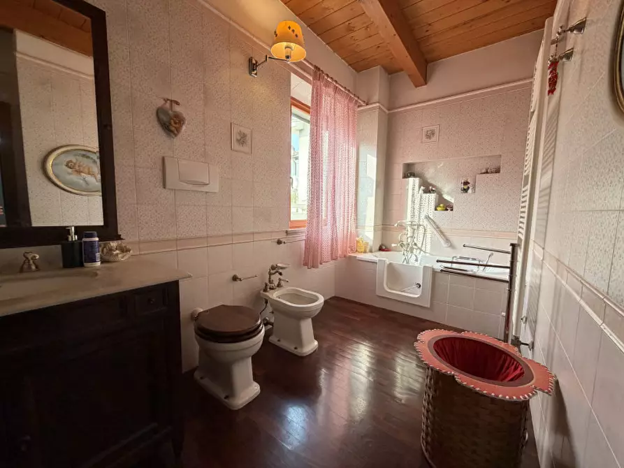 Immagine 63 di Casa bifamiliare in vendita  a Senigallia