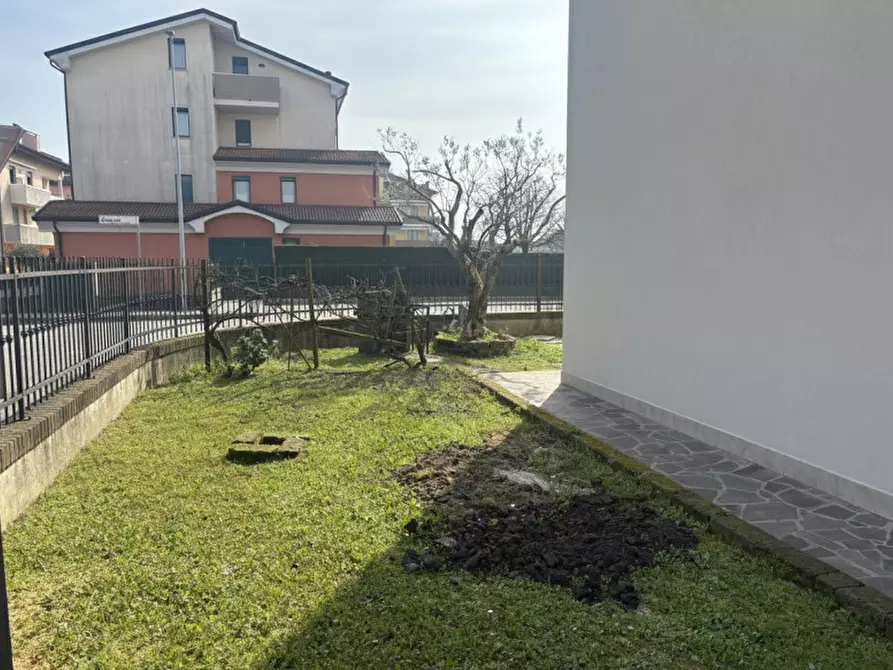 Immagine 15 di Appartamento in vendita  in Via Leonardo da Vinci a Mestrino