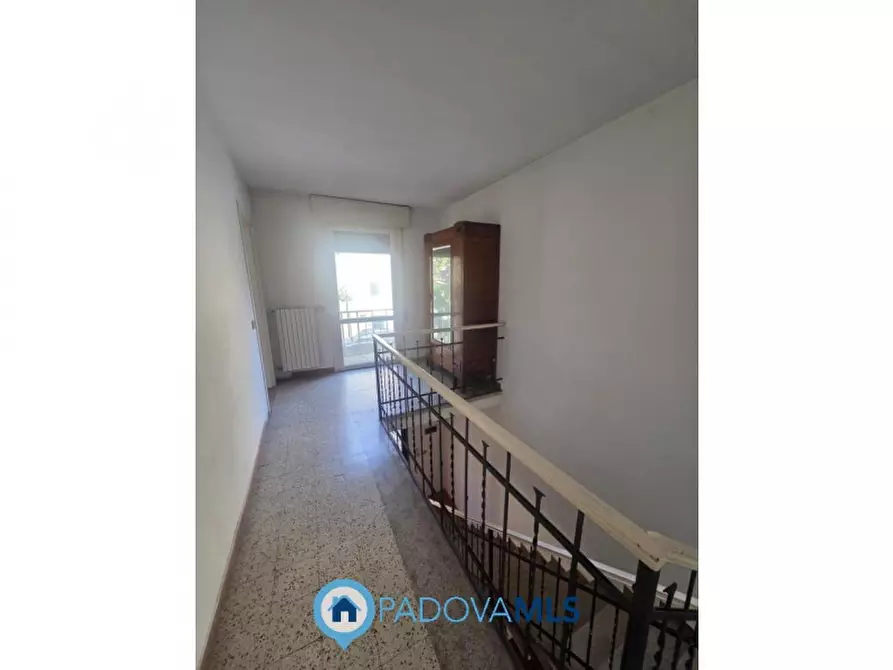 Immagine 11 di Casa indipendente in vendita  in VIA PEROSI a Padova