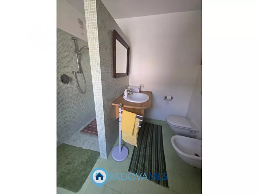 Immagine 18 di Casa indipendente in vendita  in VIA PEROSI a Padova