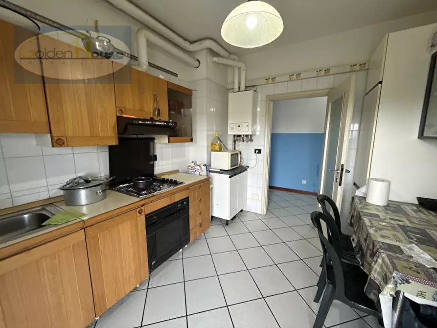 Immagine 9 di Appartamento in vendita  in Via Guglielmo Marconi 93 a Molinella