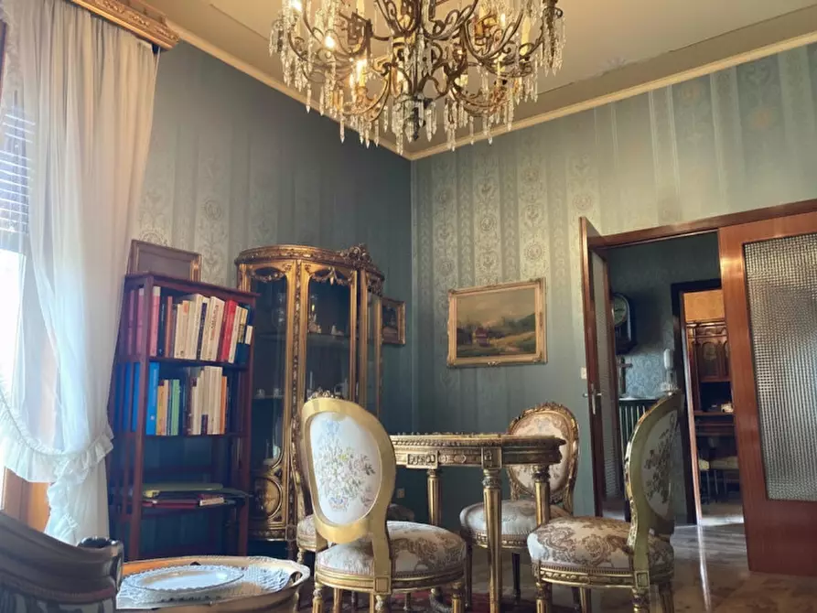 Immagine 1 di Villa in affitto  a Vigevano