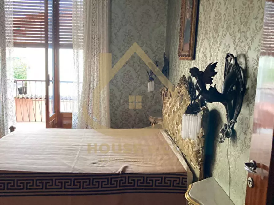 Immagine 18 di Villa in affitto  a Vigevano