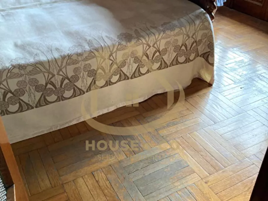 Immagine 24 di Villa in affitto  a Vigevano