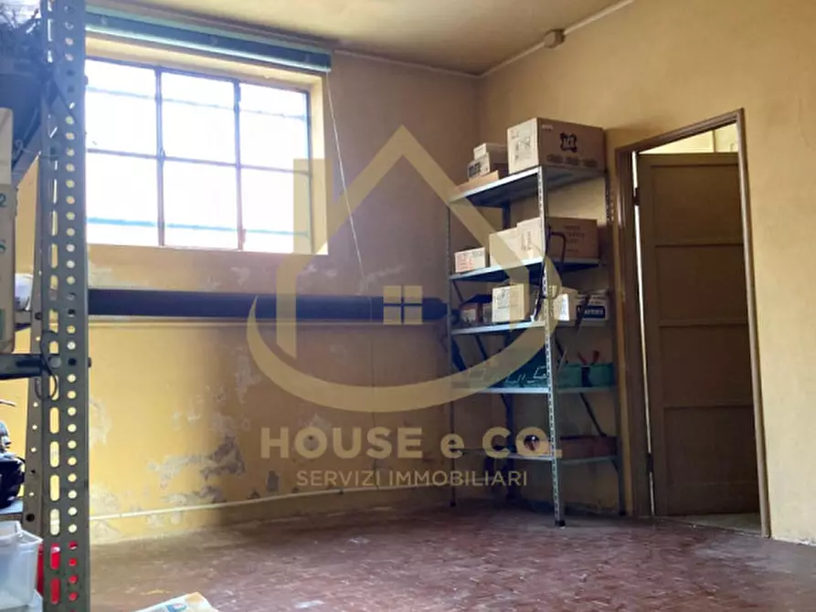 Immagine 30 di Villa in affitto  a Vigevano