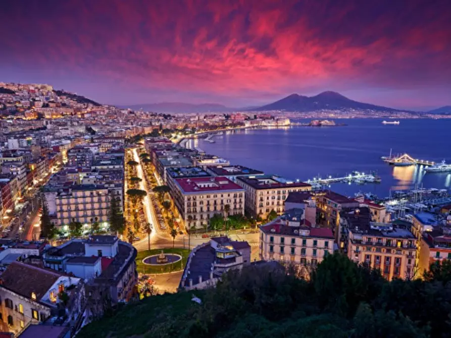 Immagine 3 di Camera in affitto  in via Alessandro Poerio a Napoli