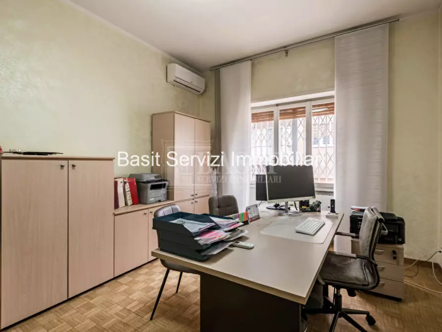 Immagine 18 di Appartamento in vendita  in Viale dei Colli Portuensi a Roma