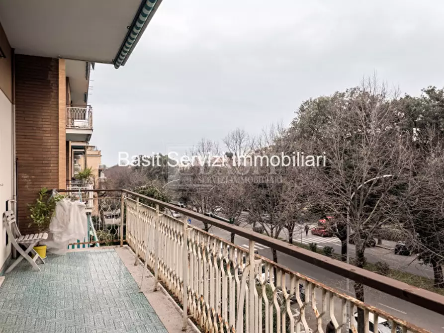 Immagine 26 di Appartamento in vendita  in Viale dei Colli Portuensi a Roma