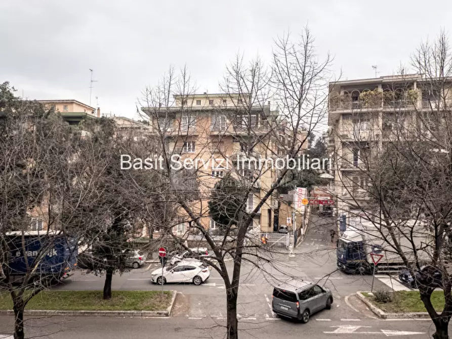 Immagine 39 di Appartamento in vendita  in Viale dei Colli Portuensi a Roma