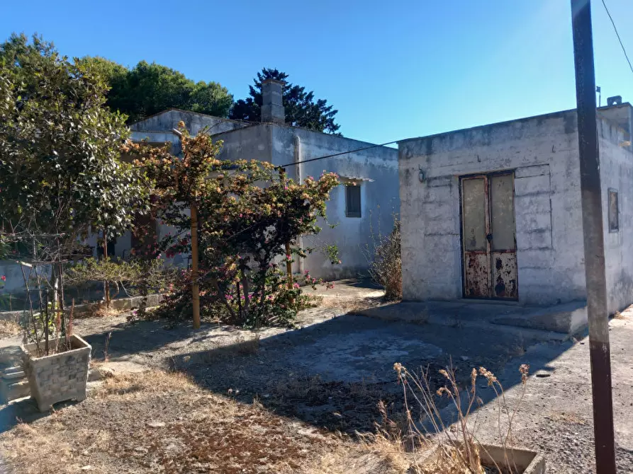 Immagine 4 di Rustico / casale in vendita  in C.da Baccatani a Brindisi