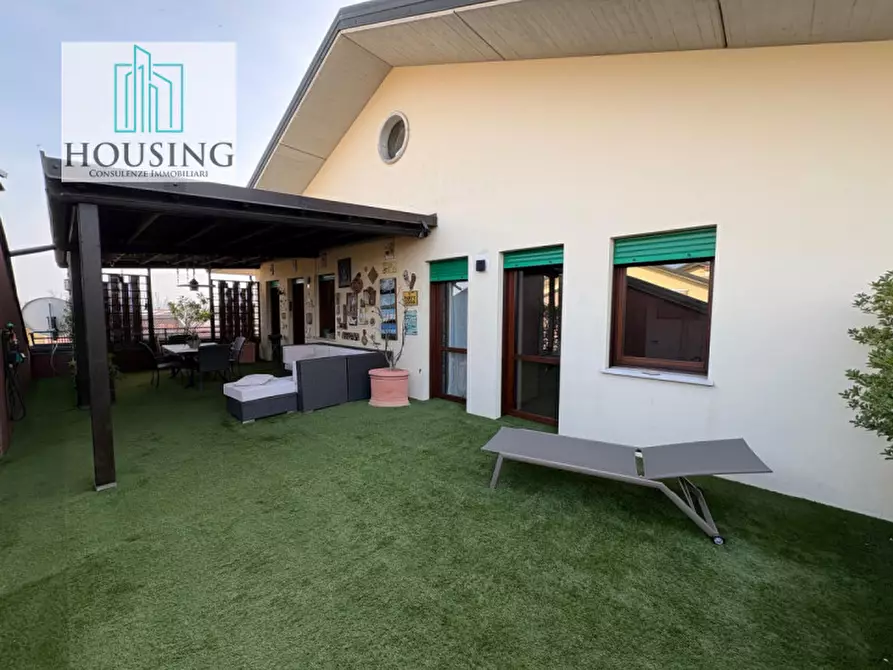 Immagine 35 di Appartamento in vendita  in piazza generale c.a. dalla chiesa a Curtarolo