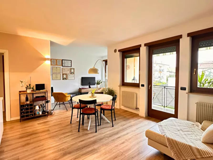 Immagine 3 di Appartamento in vendita  in Via Giongo 5H a Thiene