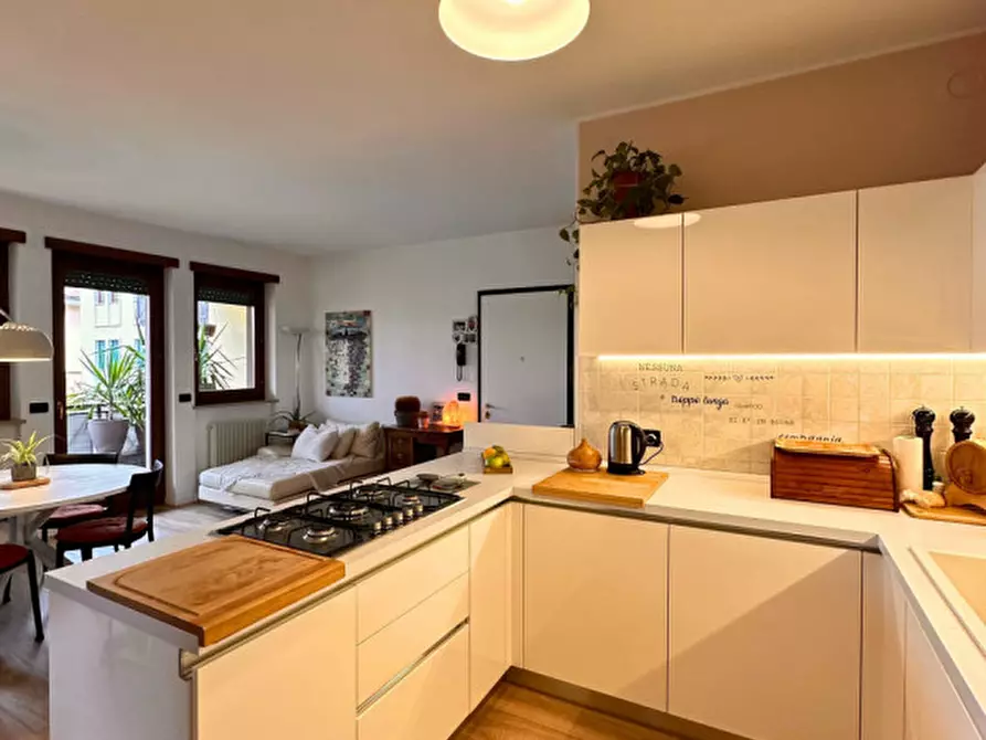 Immagine 14 di Appartamento in vendita  in Via Giongo 5H a Thiene