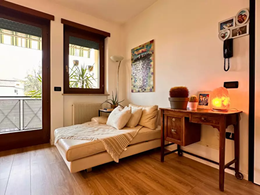 Immagine 15 di Appartamento in vendita  in Via Giongo 5H a Thiene