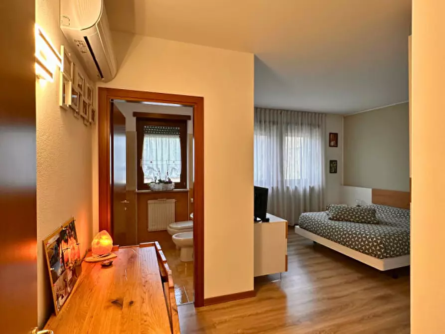 Immagine 18 di Appartamento in vendita  in Via Giongo 5H a Thiene