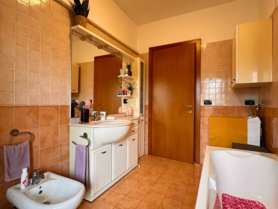 Immagine 25 di Appartamento in vendita  in Via Giongo 5H a Thiene