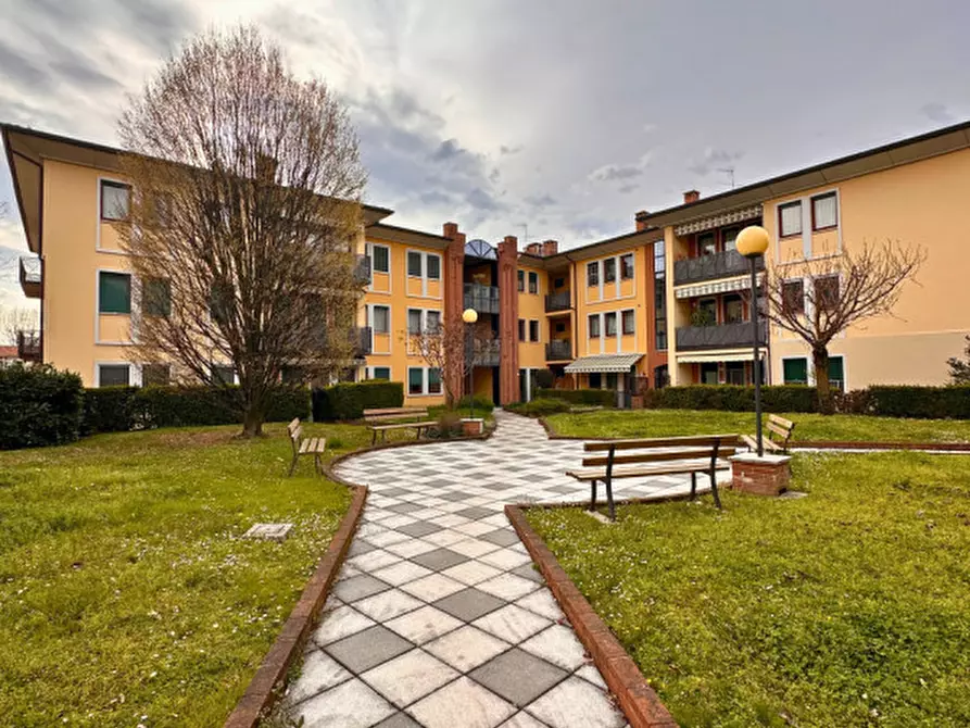 Immagine 38 di Appartamento in vendita  in Via Giongo 5H a Thiene