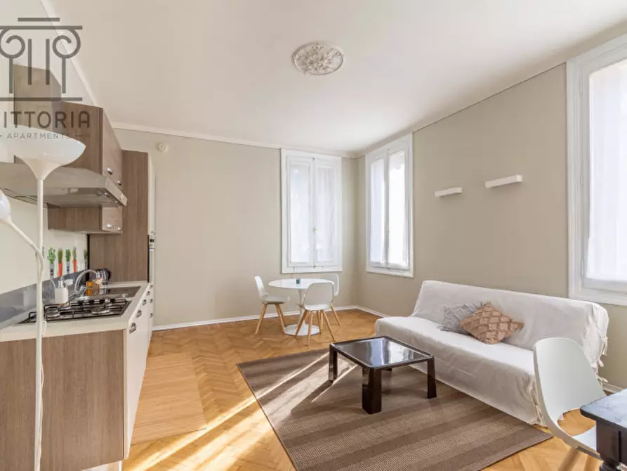 Immagine 1 di Casa bifamiliare in affitto  a Vicenza