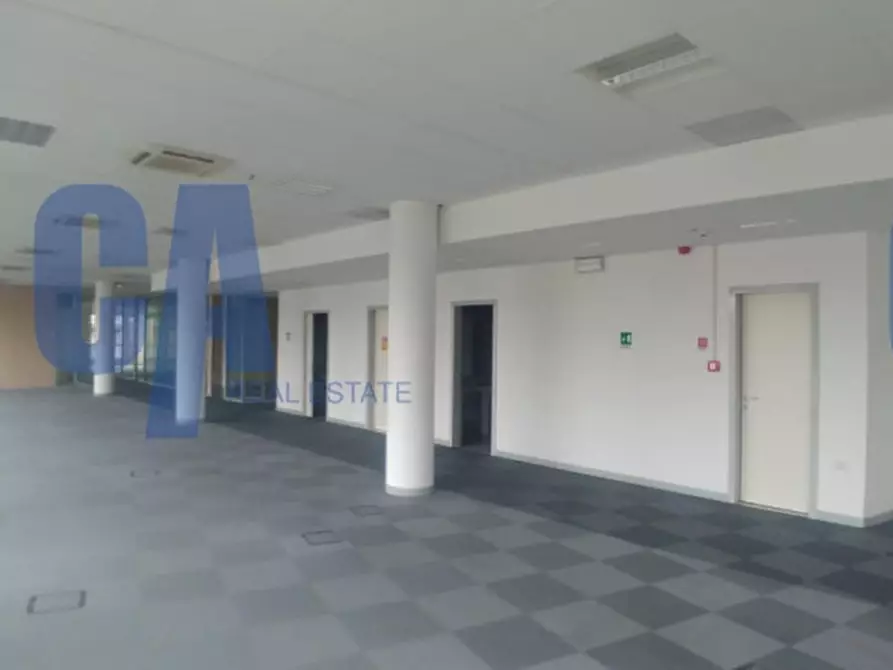 Immagine 5 di Ufficio in affitto  in PIAZZALE ACCURSIO FRANCESCO a Milano