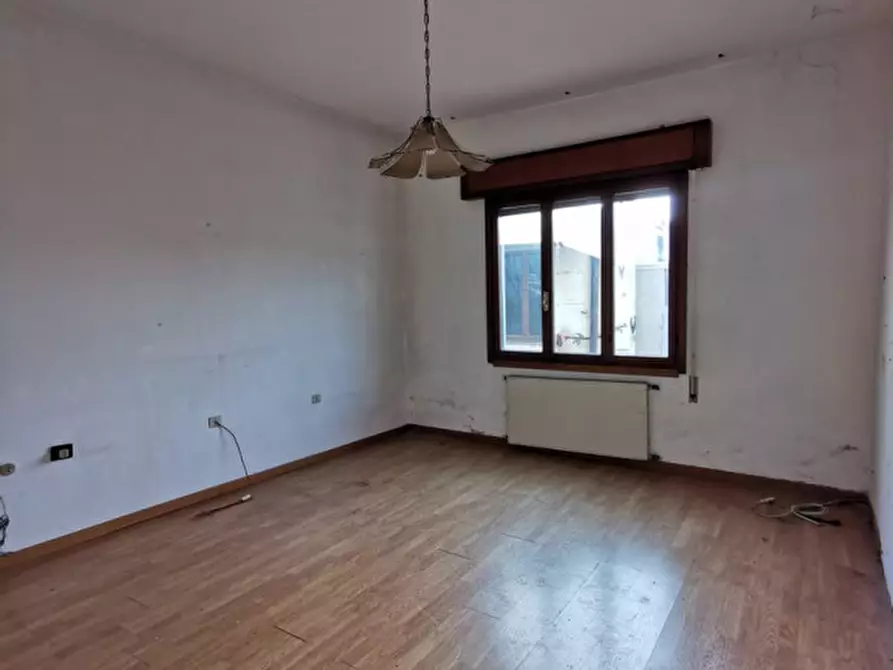 Immagine 13 di Casa bifamiliare in vendita  in Via Vallenoncello a Pordenone