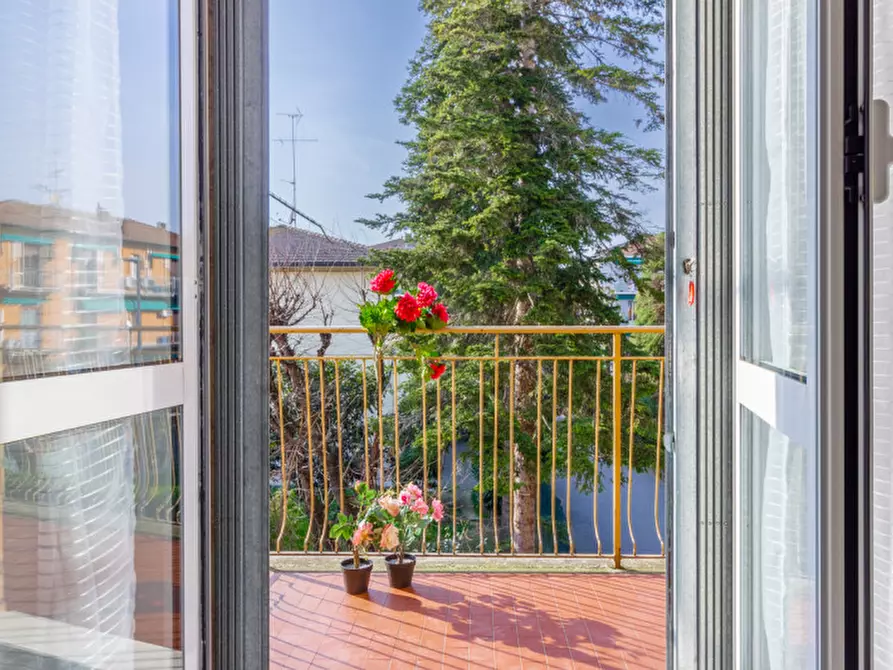 Immagine 10 di Appartamento in vendita  in via Manzoni a Castel Maggiore