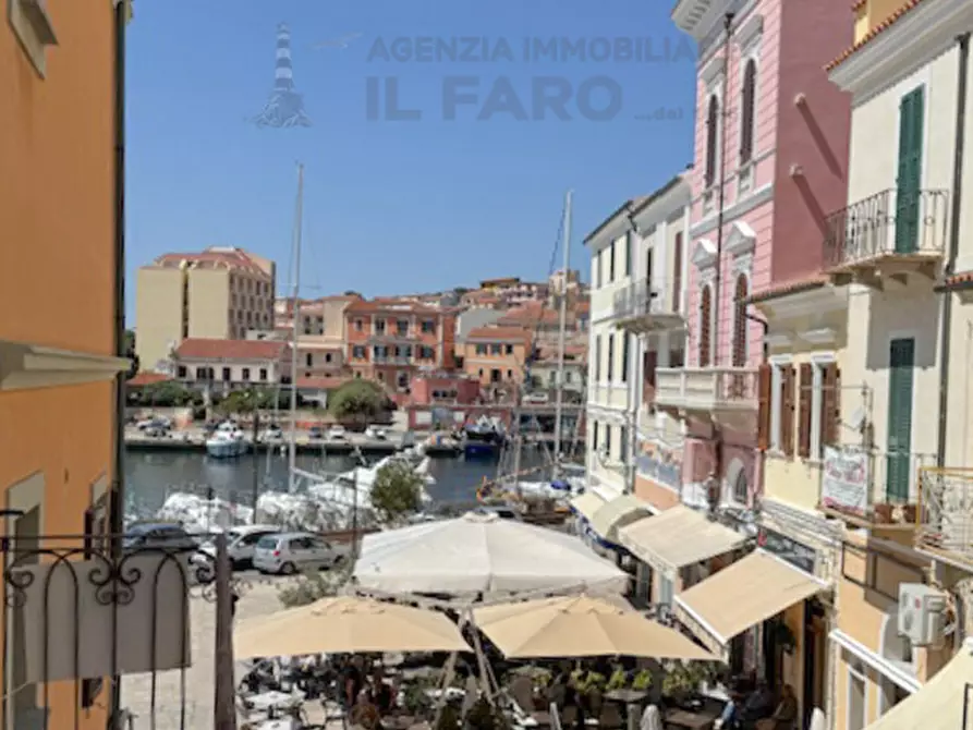 Immagine 1 di Ufficio in vendita  in via XX Settembre a La Maddalena