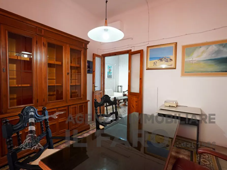 Immagine 10 di Ufficio in vendita  in via XX Settembre a La Maddalena